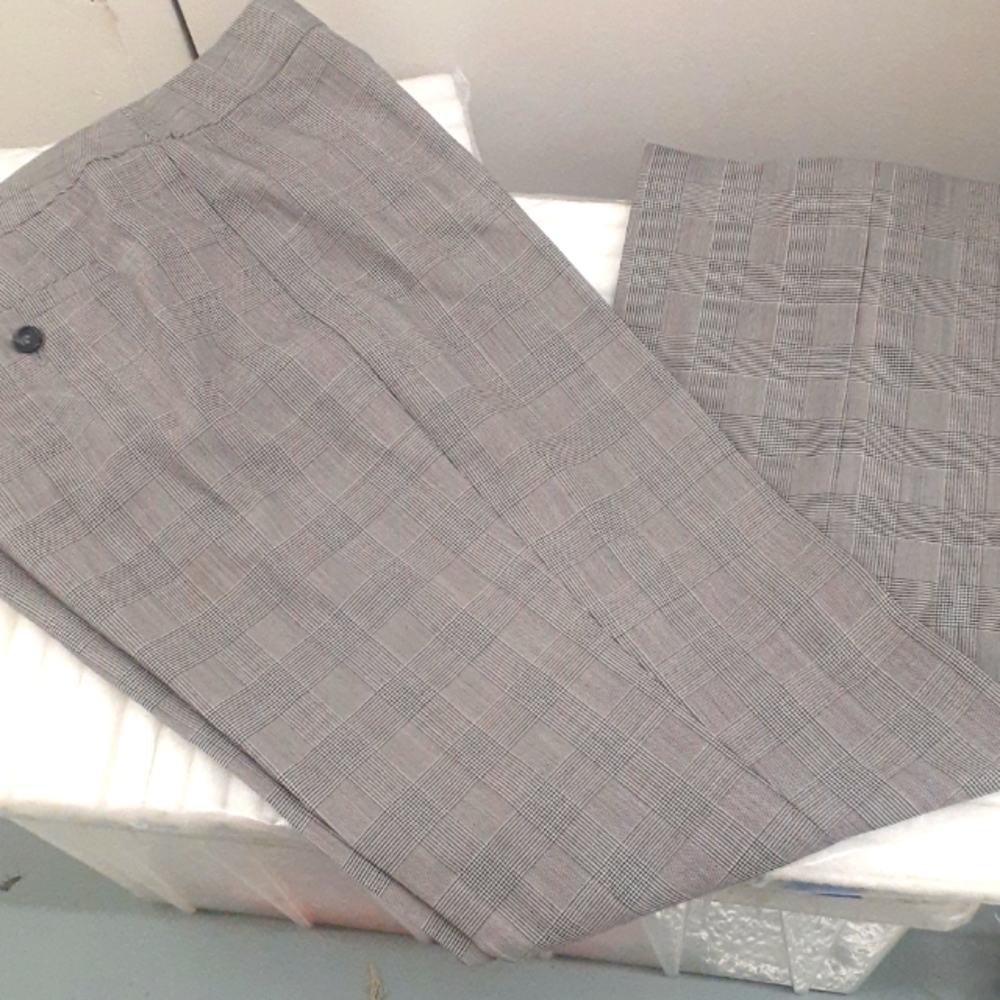 Jones NY Stretch Plaid Dress pants 10 p